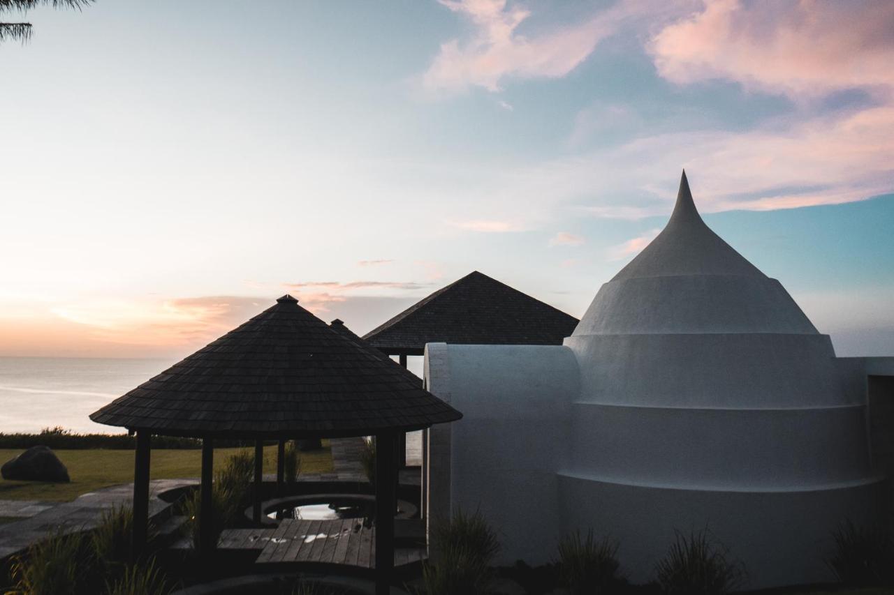 Hotel Detox And Spa Package - The Istana à Uluwatu Extérieur photo